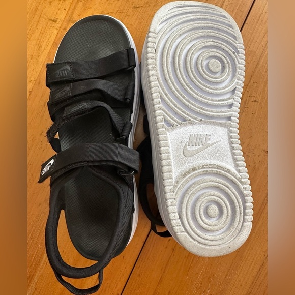 Nike Icon Platform Strap Sandals with Velcro Size 10 Women’s - Picture 5 of 5